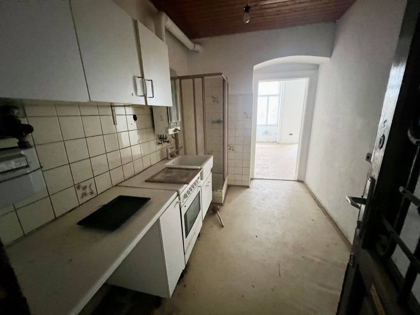 Charmante 1,5 Zimmer-Altbauwohnung im 1ten Liftstock eines generalsanierten Hauses - mit Airbnb-Möglichkeit!