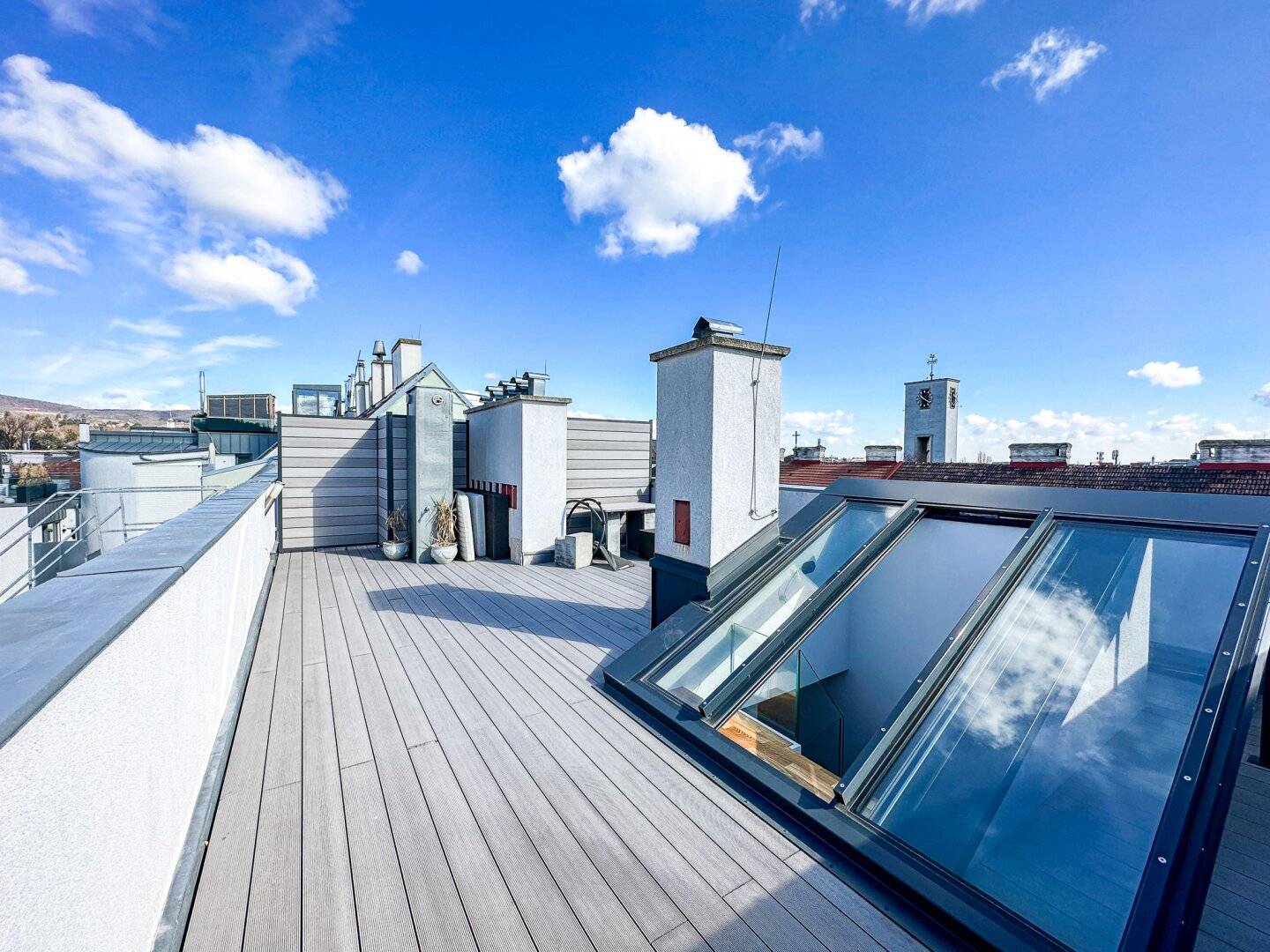 Sonnige Terrassen-Maisonette mit herrlichem Ausblick