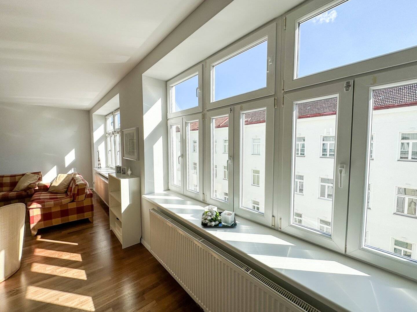 Sonnige Terrassen-Maisonette mit herrlichem Ausblick