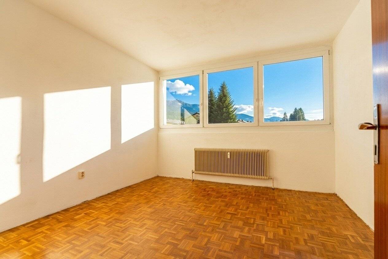 Sonnige 3-Zimmer-Wohnung mit Loggia, Bergblick & Parkplatz in Bischofshofen