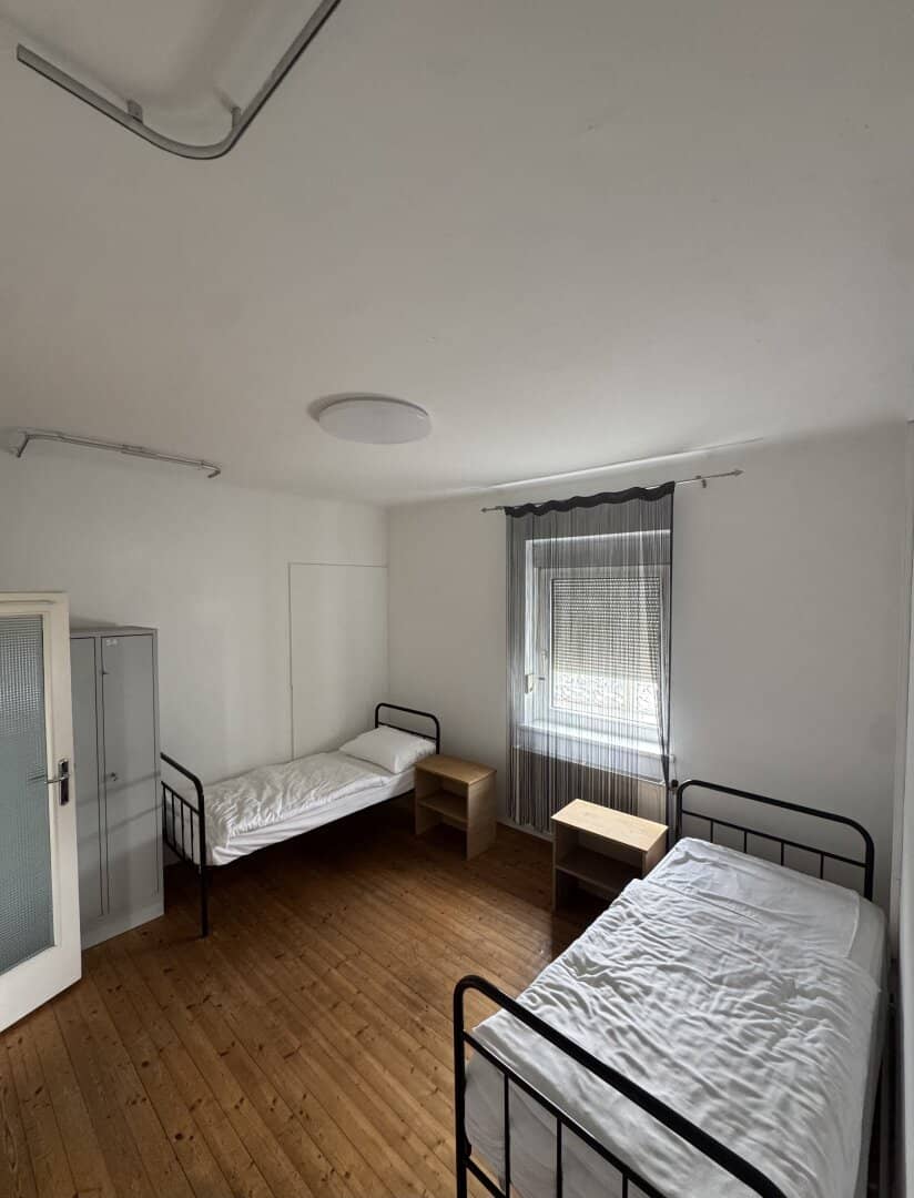 Mitarbeiterhaus für Firmen in Achau – 4 Zimmer, 7 Betten, Top-Anbindung