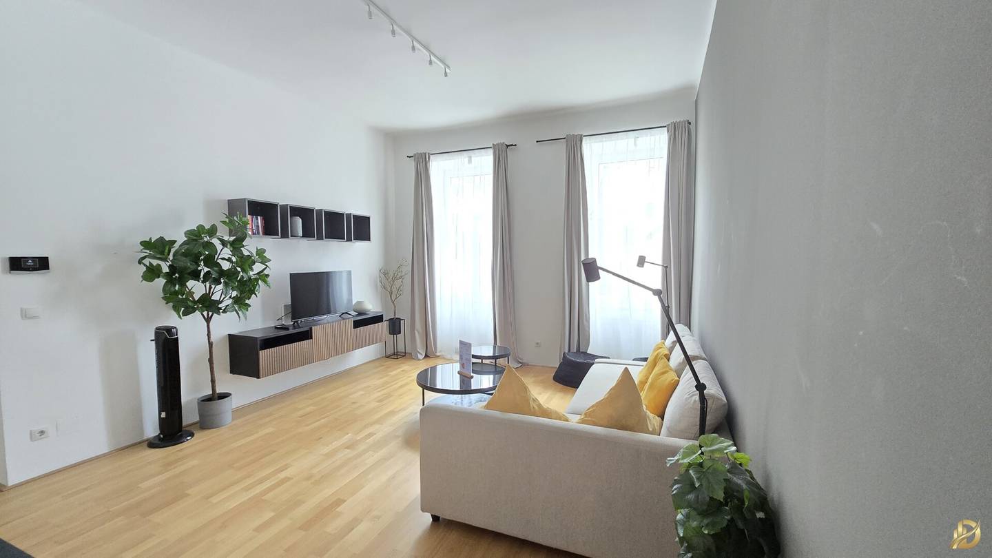 Klassische Altbau 3 Zi. Wohnung, erster Stock