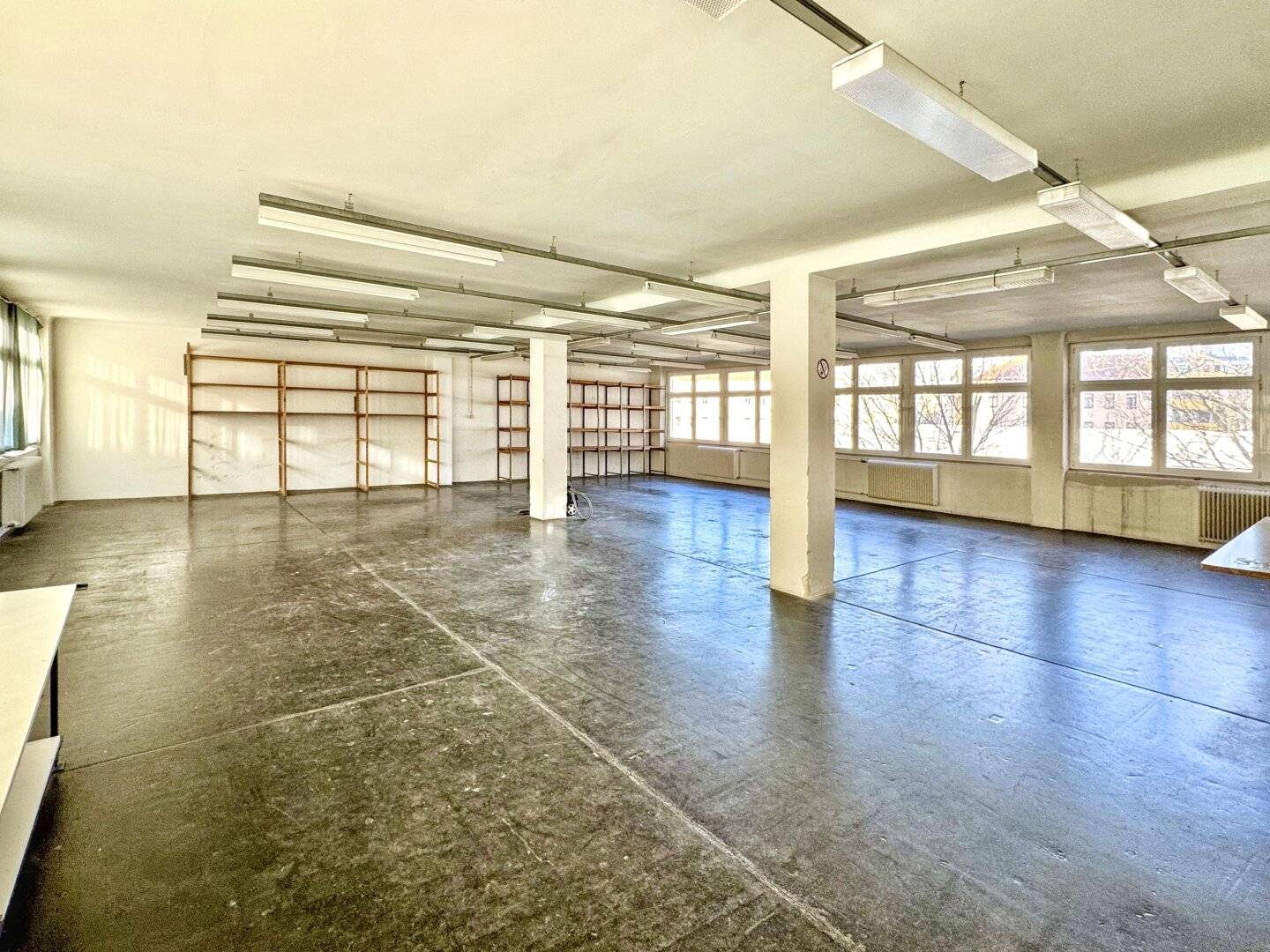 Helle Gewerbelofts ca. 430m2 Nähe Hütteldorferstraße