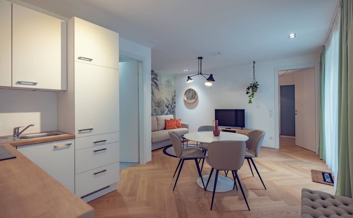 Short-Term-Rental | All-In | Beautifully furnished 1-BR Apartment nearby U2