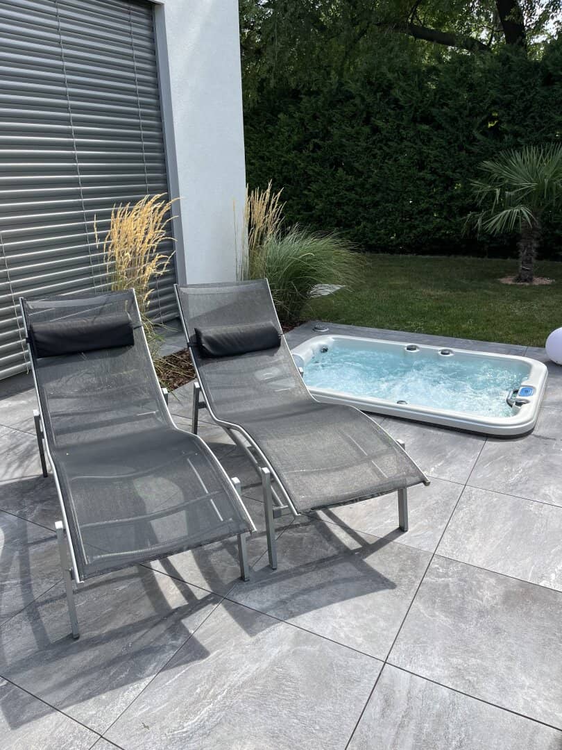 Moderne Neubauvilla mit Whirlpool im Herzen Wiener Neudorfs (Provisionsfrei)