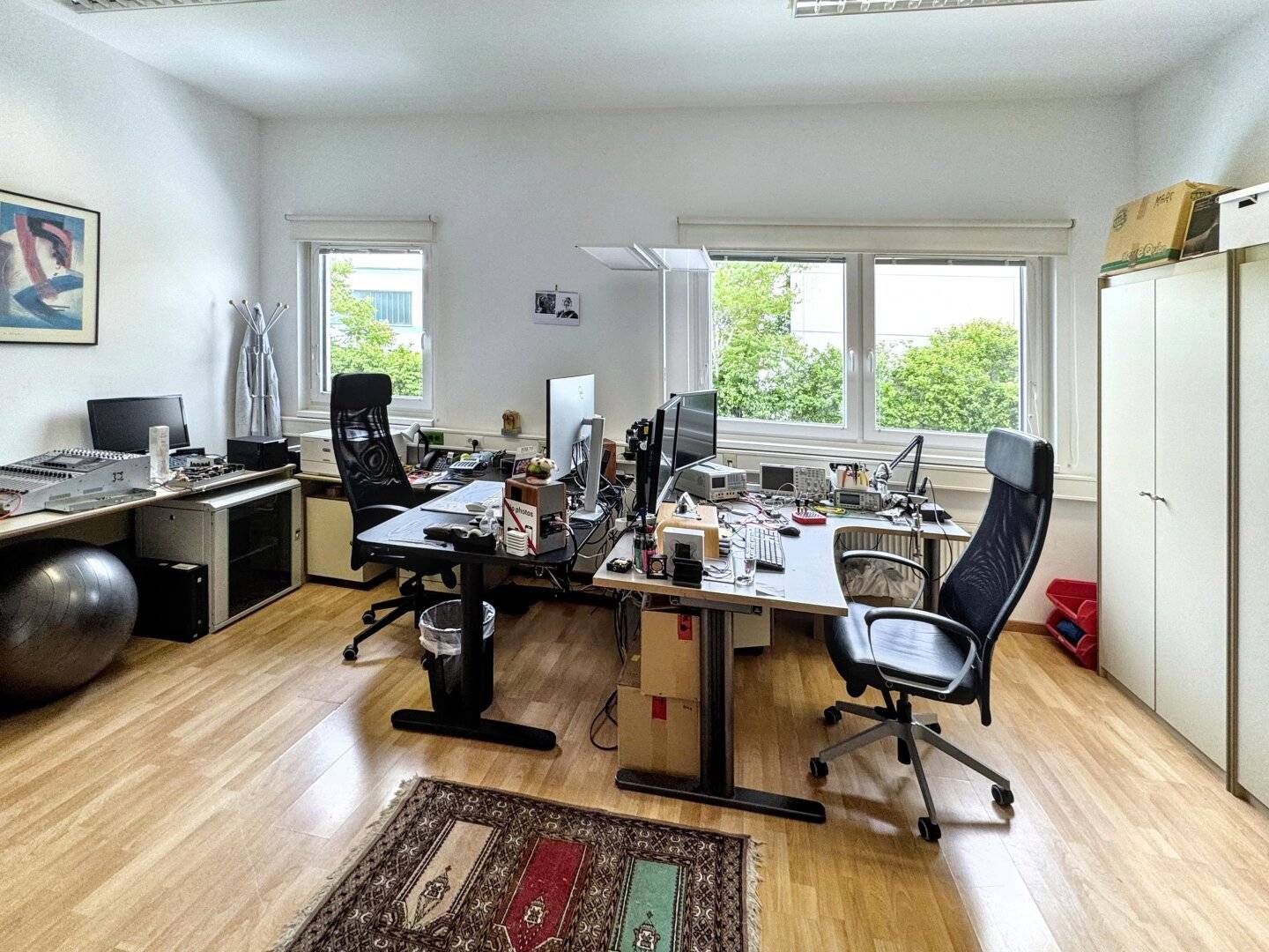 4-Zimmer Büro 123 m² mit optional bis zu 50 m² Lager - fußläufig zur U6 Station Siebenhirten