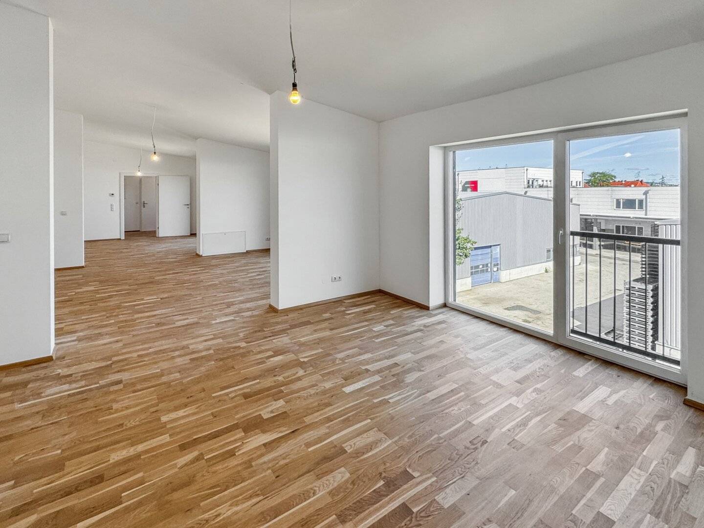 Büro - Erstbezug | Neue und hochwertig ausgestattete Bürofläche | Bodentiefe Fenster