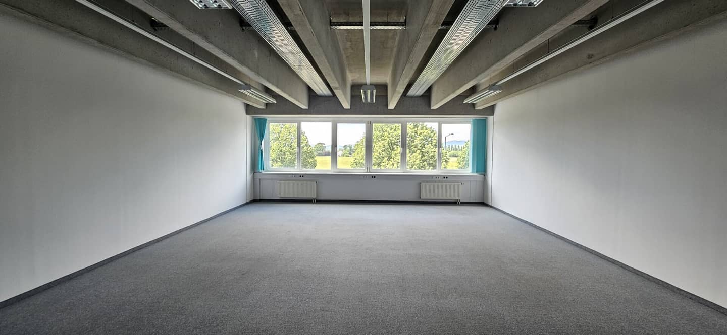 Moderne 526m2 Büro- und Praxisfläche in 1220 Wien