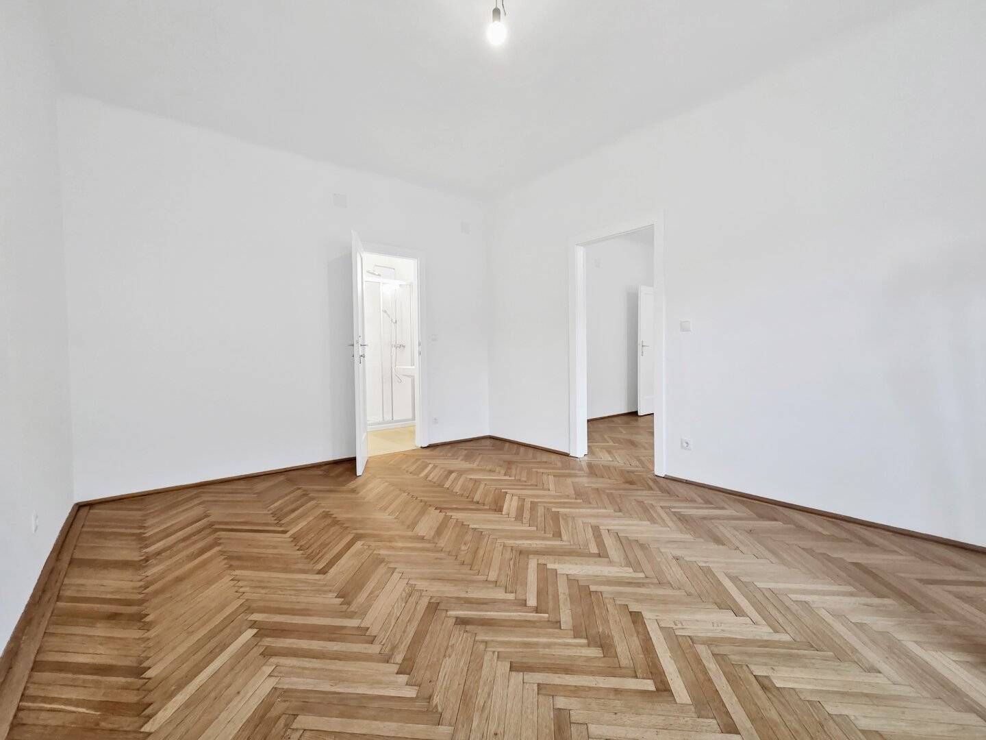 Generalsanierte 2-Zimmer-Wohnung im Schleifmühlviertel