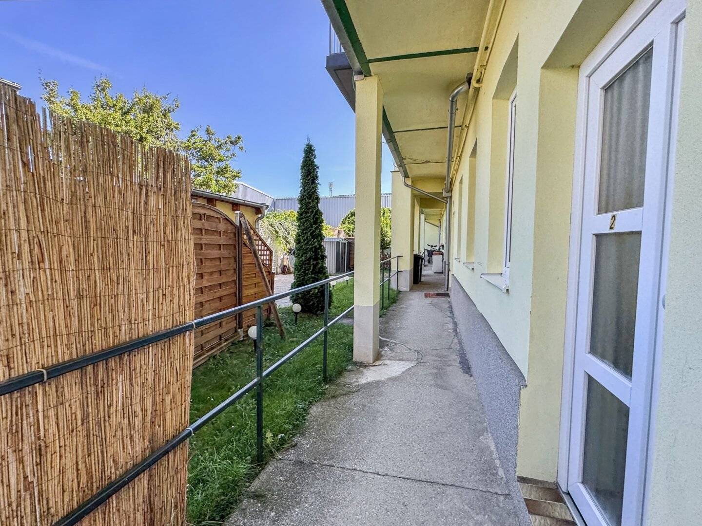 Erstbezug | Gesamte Etage - Wohnung und Büro mit hochwertiger Ausstattung | Parkett und bodentiefe Fenster