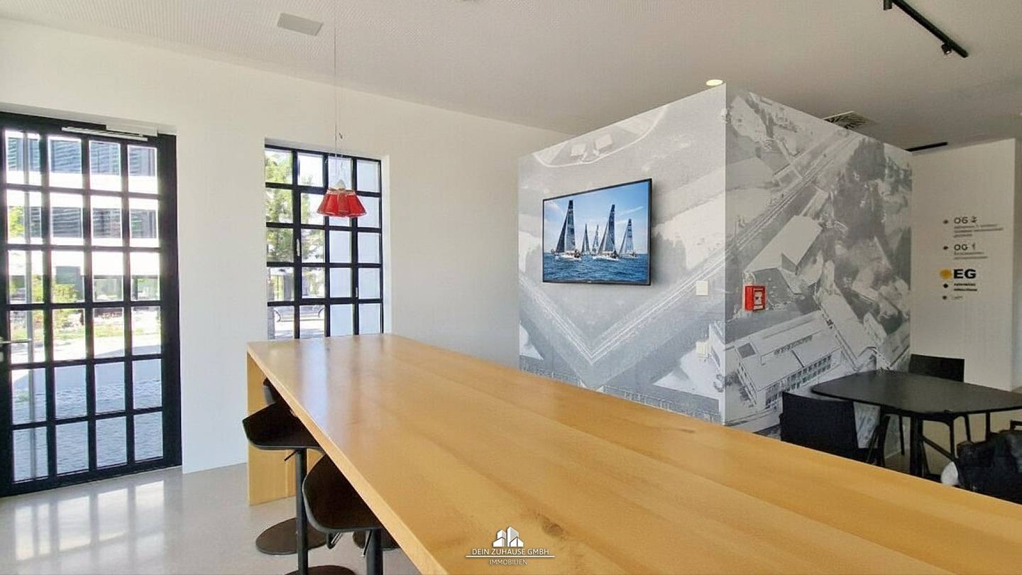 DEIN ZUHAUSE präsentiert: Modernes Büro ~54m² in Zentrum von Schwanenstadt