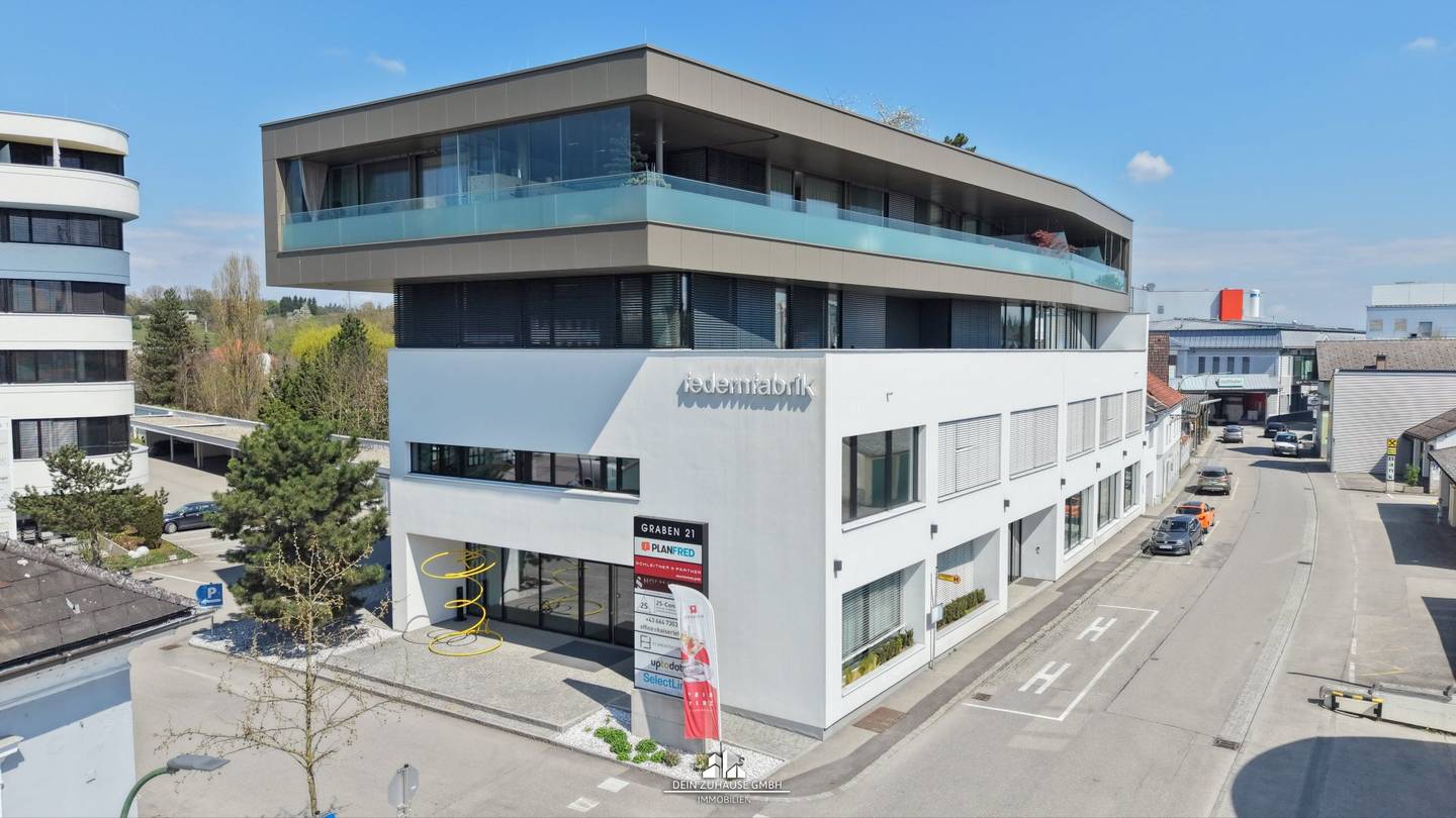 DEIN ZUHAUSE präsentiert: Modernes Büro ~54m² in Zentrum von Schwanenstadt