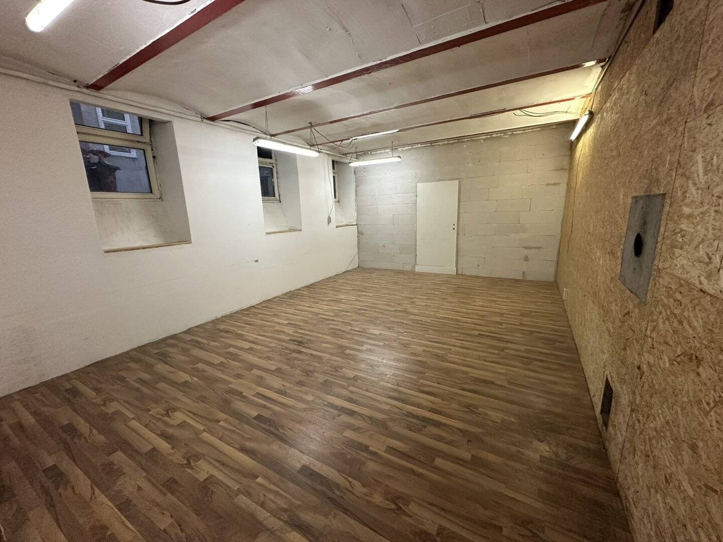 Lagerraum im Souterrain an der Laxenburger Straße