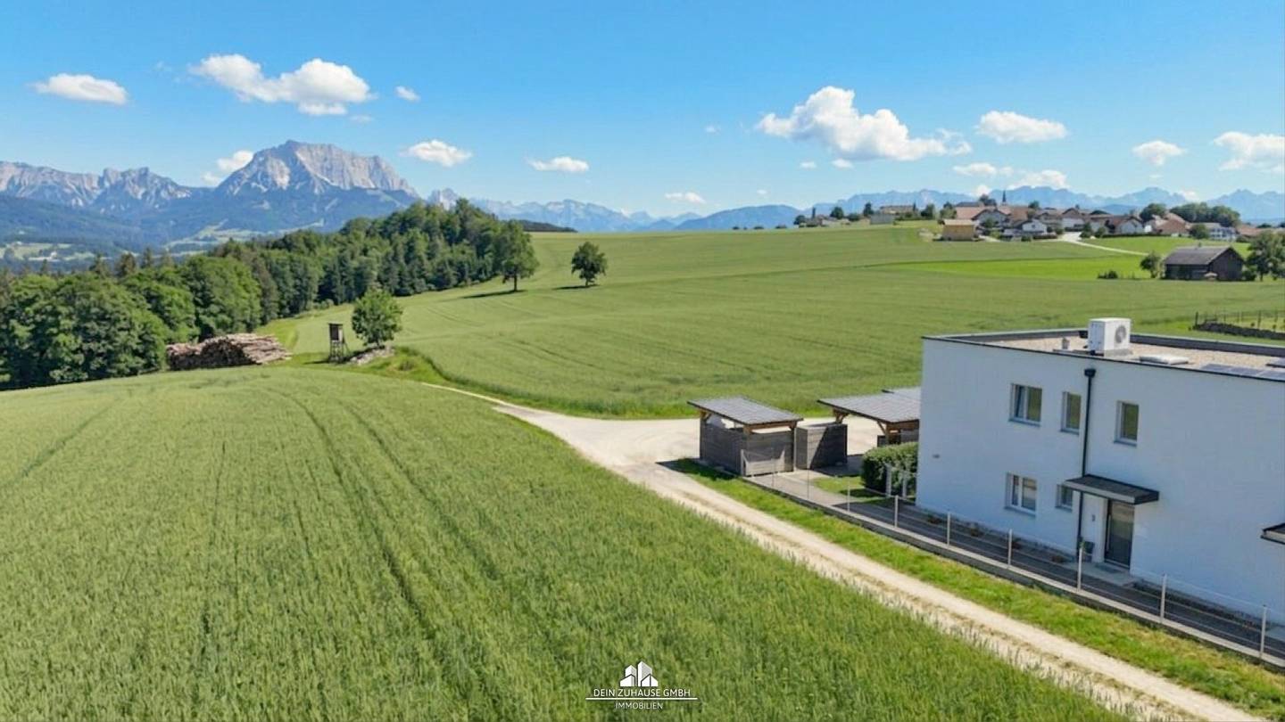 DEIN ZUHAUSE - Sommerfrische am Traunsee 2027? Neuwertige Gartenwohnung in Ruhelage mit Traunsteinblick