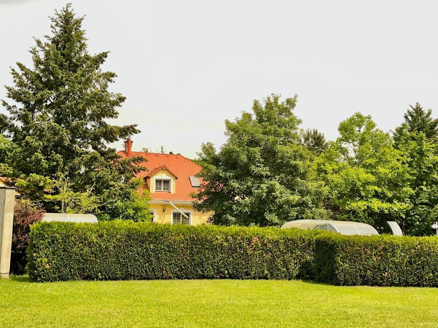 JETZT die Gelegenheit nutzen: Reiterparadies in Ungarn - Traumvilla OHNE Nachbarn - 8 Hektar Traumgrund mit Entwicklungspotenzial - 1h von Wien/15 Minuten zur Grenze Pamhagen