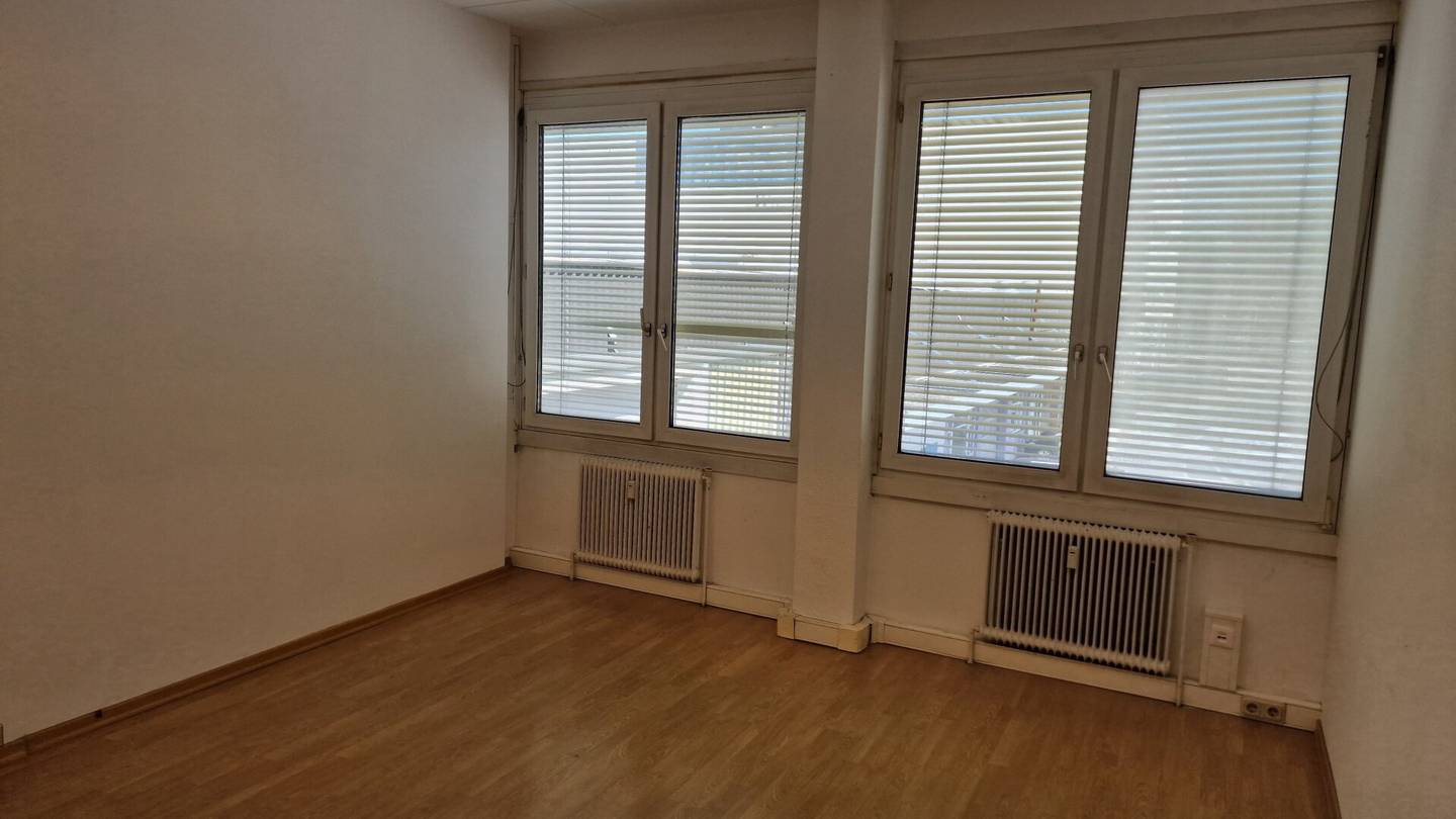 Kleines Büro im 21. Bezirk/ ab sofort verfügbar