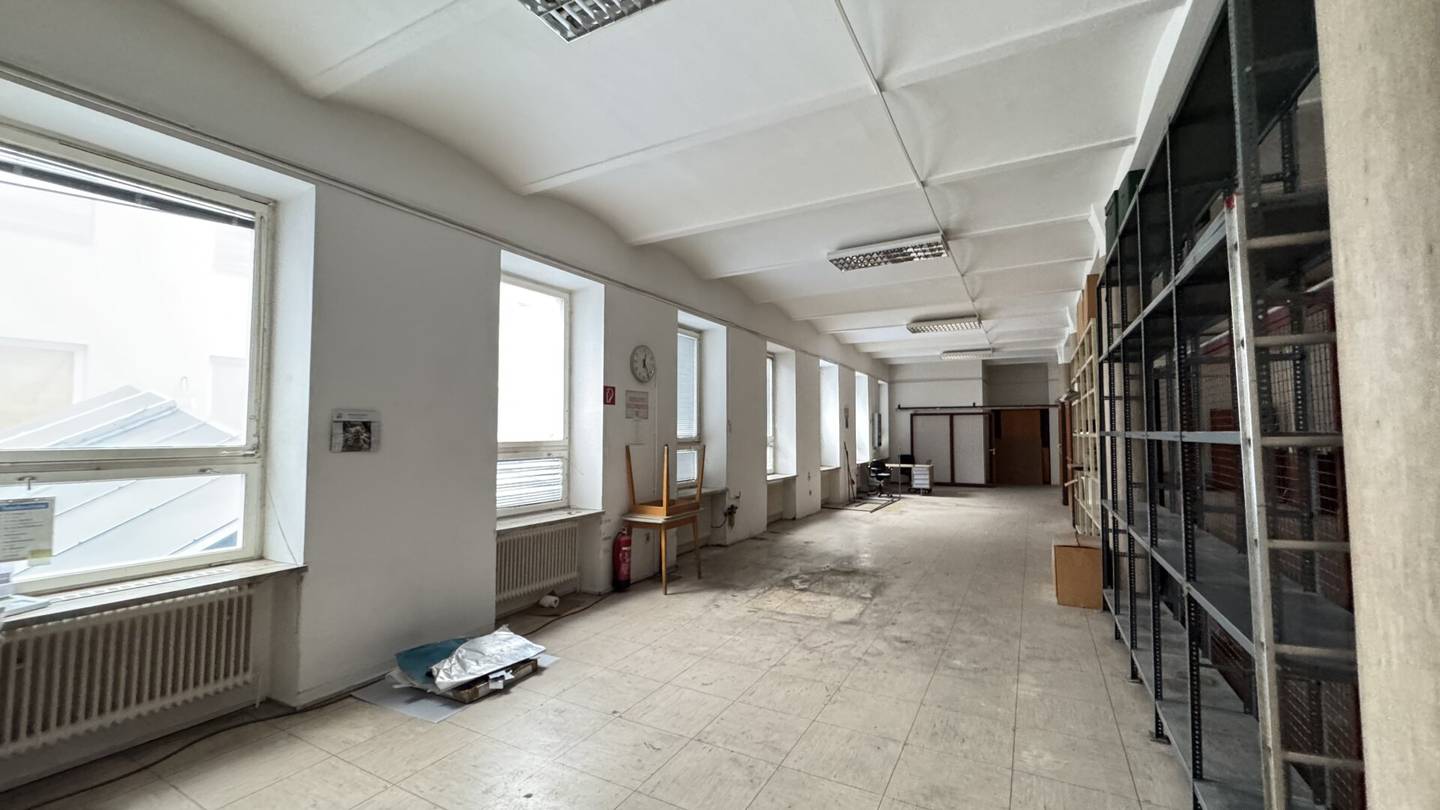 Attraktive Gewerbefläche mit Lastenlift in 1200 Wien – ca. 275m²