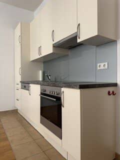 WG-tauglich- Charmante 2-Zimmer-Wohnung in Graz, 58m², gepflegt, mit Einbauküche, Aufzug, Kellerabteil, Bad mit Fenster!