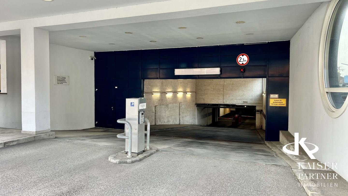 Modecenterstraße 14, bequemes Parken in zentraler Lage - Miete nur 95€ netto/Monat