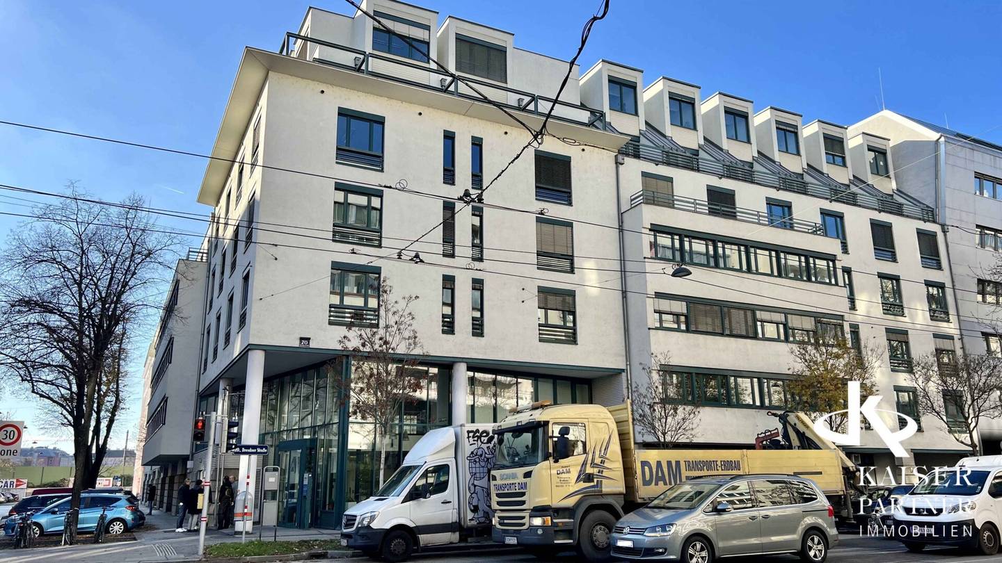 Dresdnerstraße 70, bequemes Parken in zentraler Lage - Miete nur 80€ netto/Monat