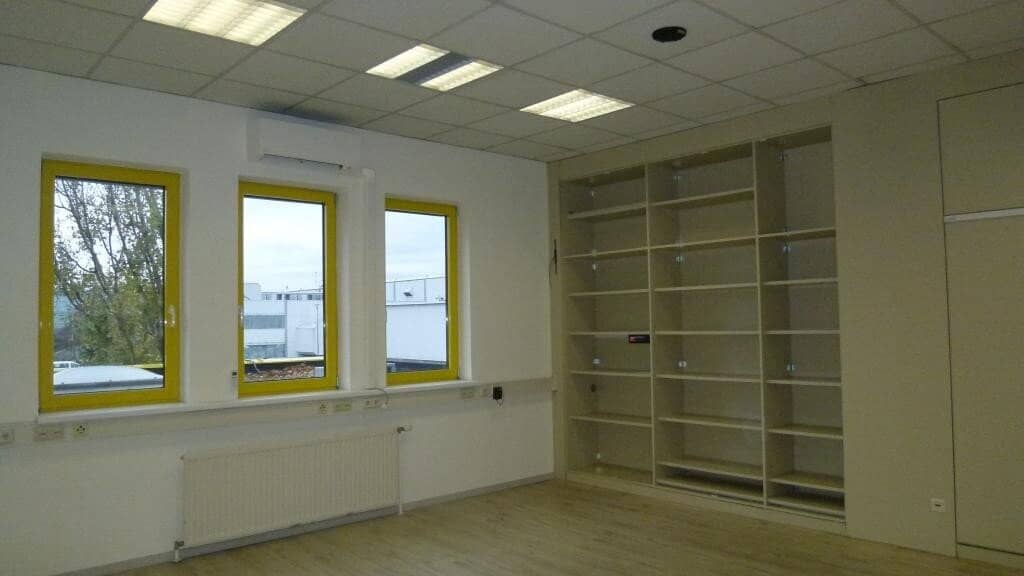 Büro im 2. OG - Nähe S1 - klimatisiert