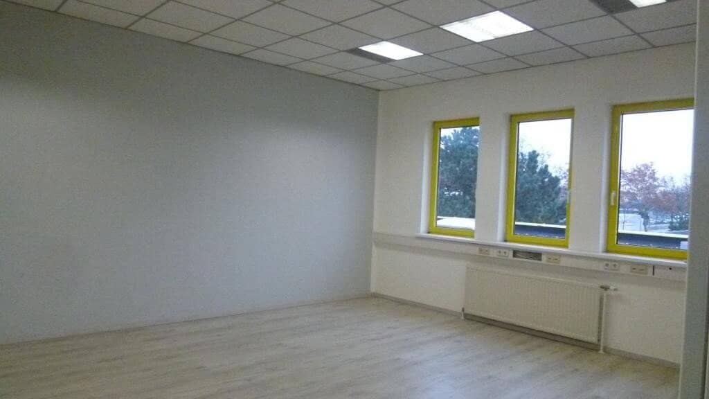 Büro im 2. OG - Nähe S1 - klimatisiert