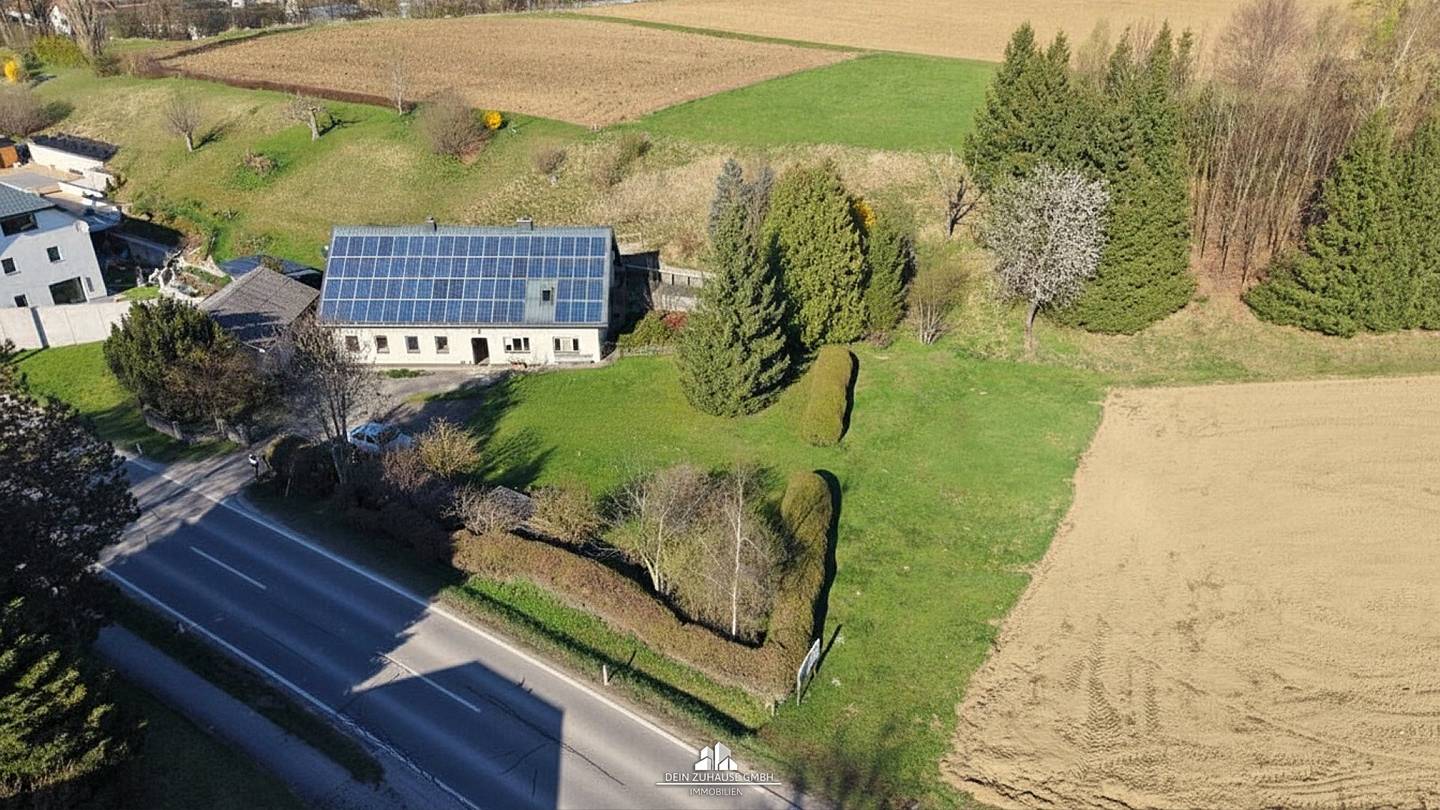 DEIN ZUHAUSE - Ein-/Zweifamilienhaus mit großem Grundstück in zentraler Lage in Vorchdorf