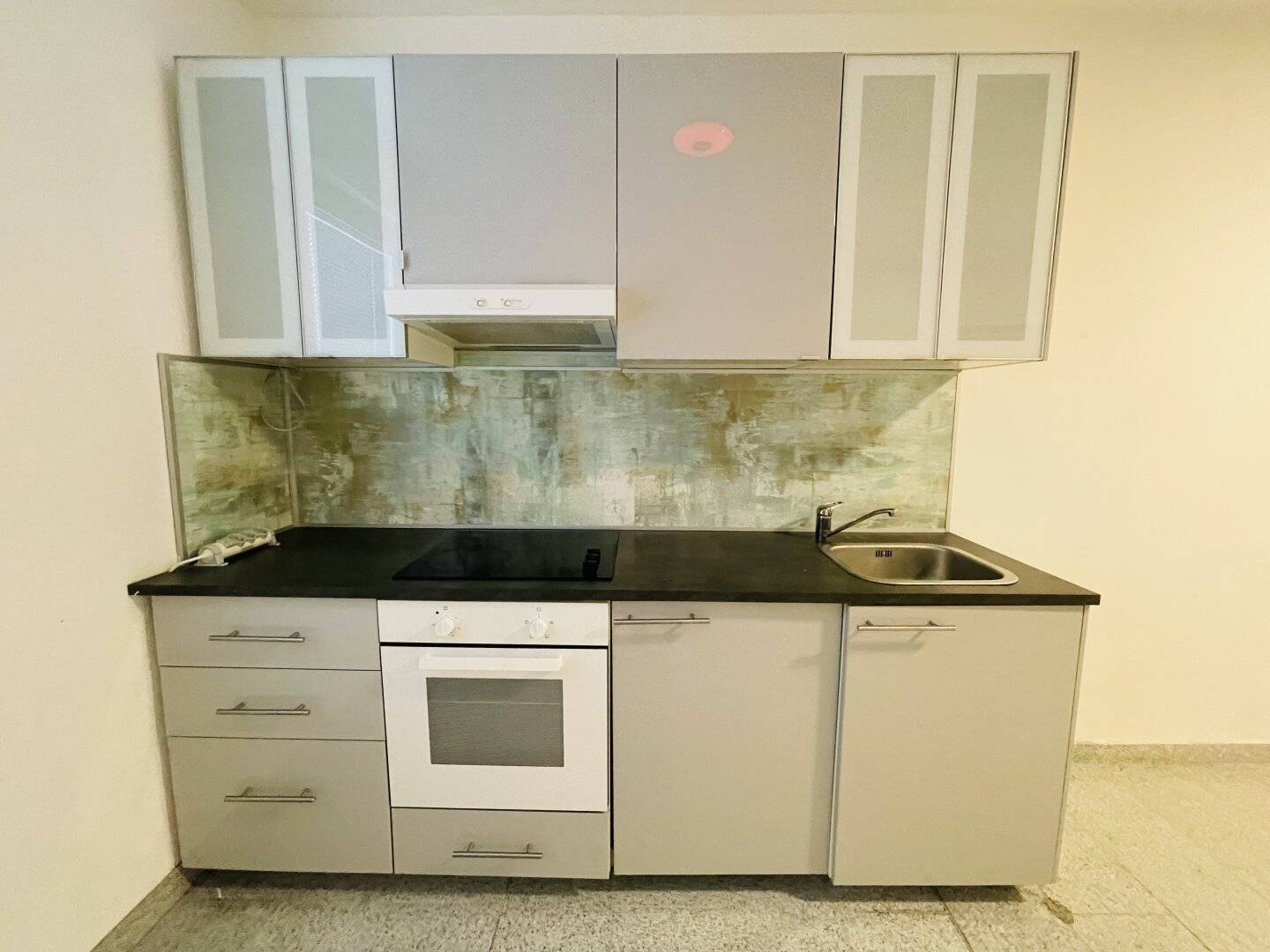 Sehr schöne sonnige Wohnung in Wiener Neustadt