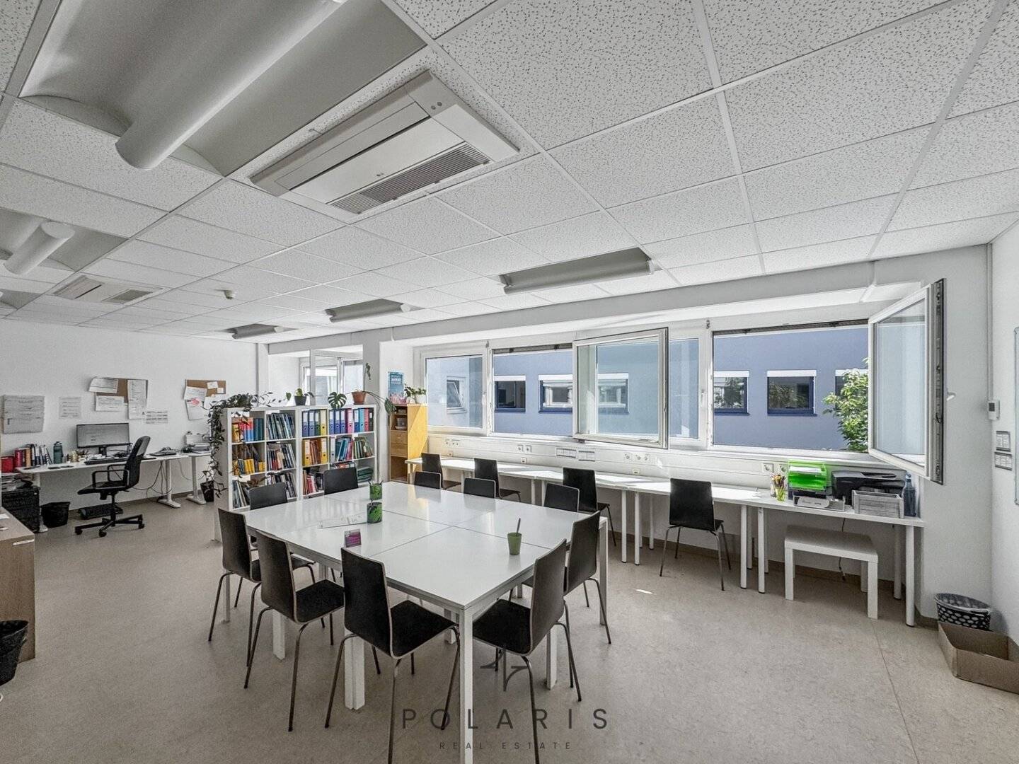 555 m² Großraumbüro in 1150 Wien | Top-Anbindung U4/U6 & viele flexible Räume