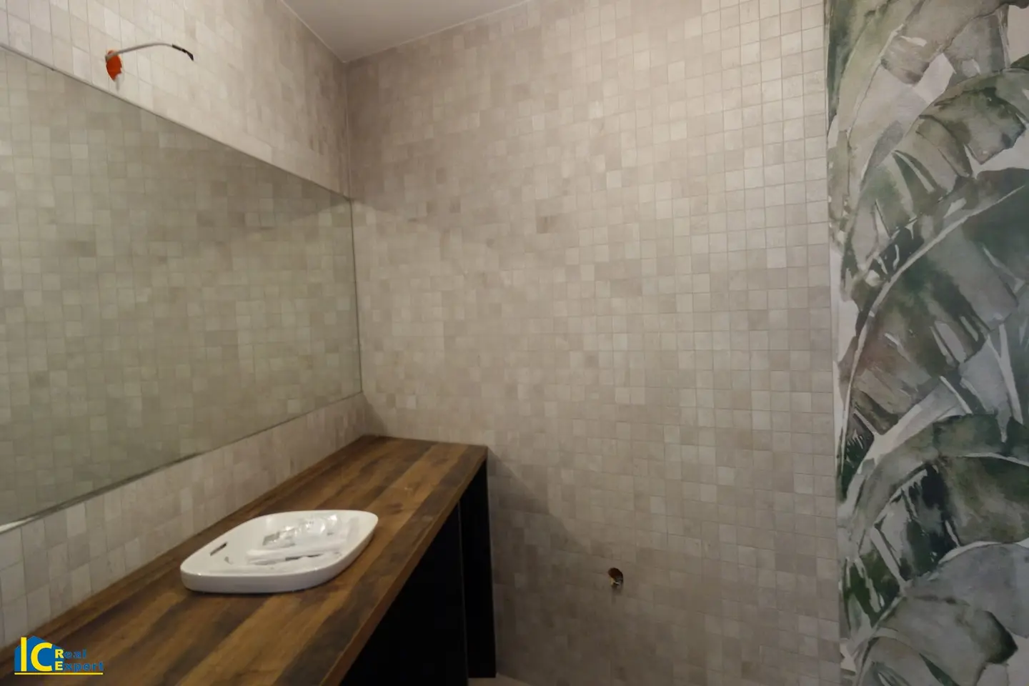 Erstbezug, charmante 2 Zimmer Wohnung im 1.DG ohne Schrägen