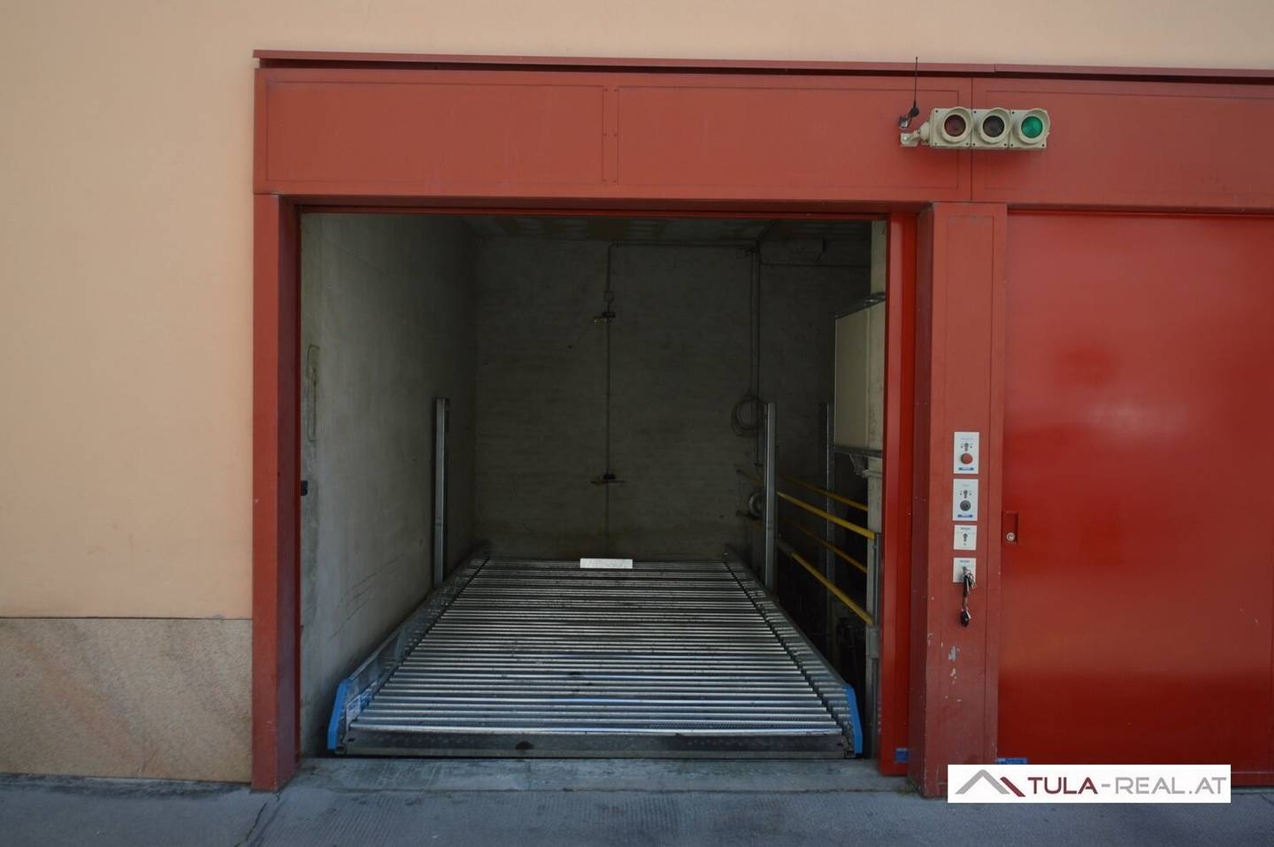 Garagenplatz 1150 Wien, Robert Hamerling Gasse 23