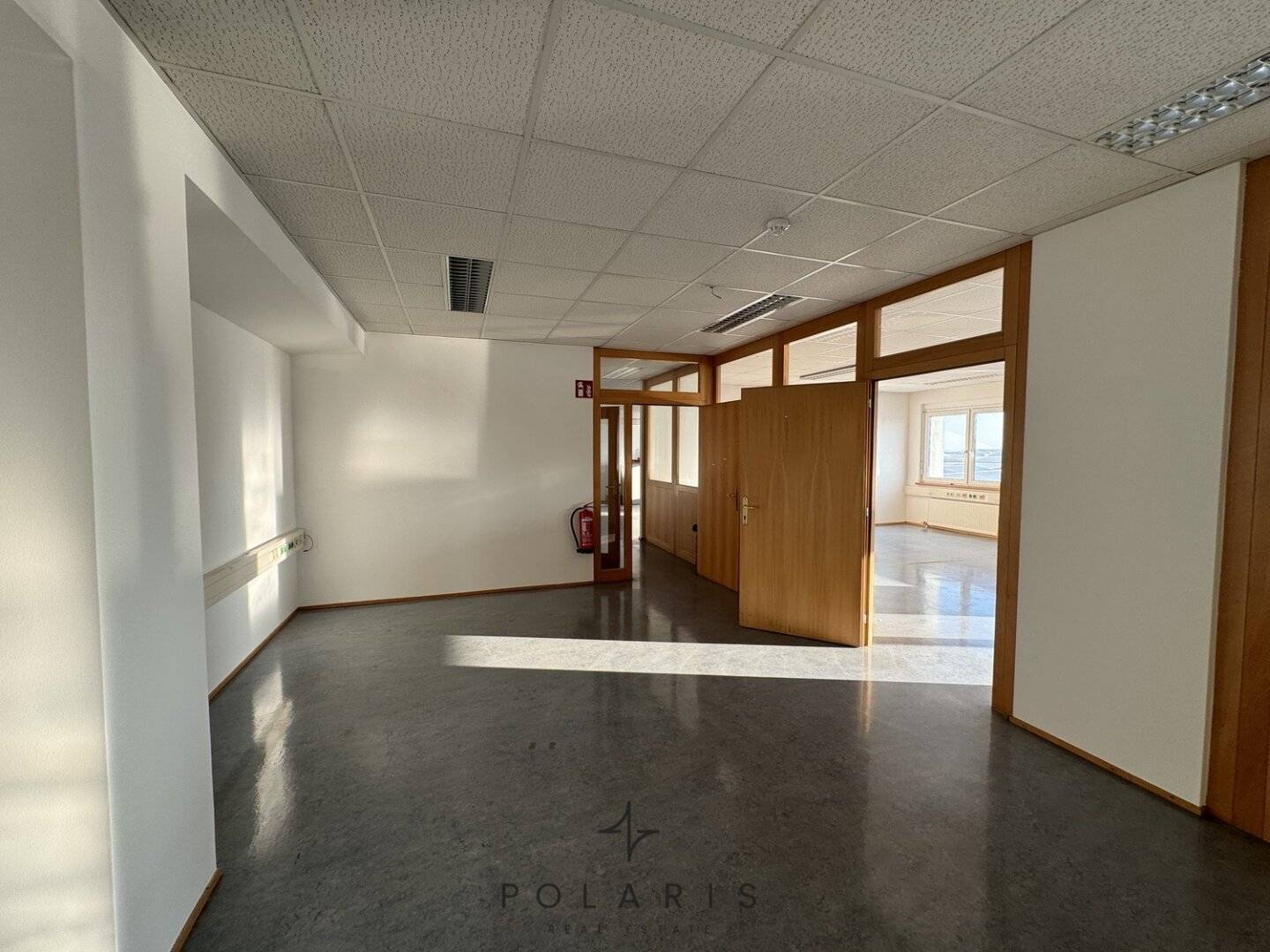 399 m² Büro in Wiener Neudorf | Parkplätze verfügbar | Nähe A2