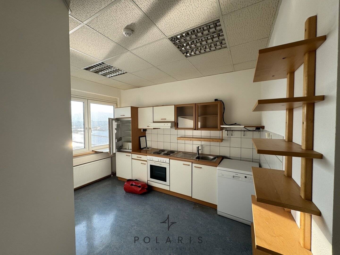399 m² Büro in Wiener Neudorf | Parkplätze verfügbar | Nähe A2