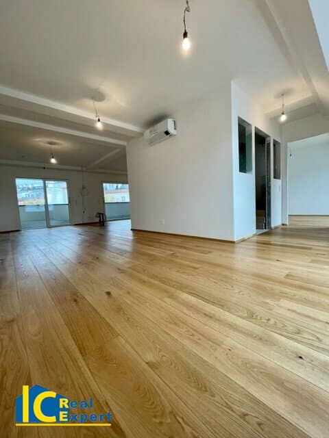 Tolle 3 Zimmer Dachgeschoß Wohnung mit Loggia in 1050 Wien - 103,56m²
