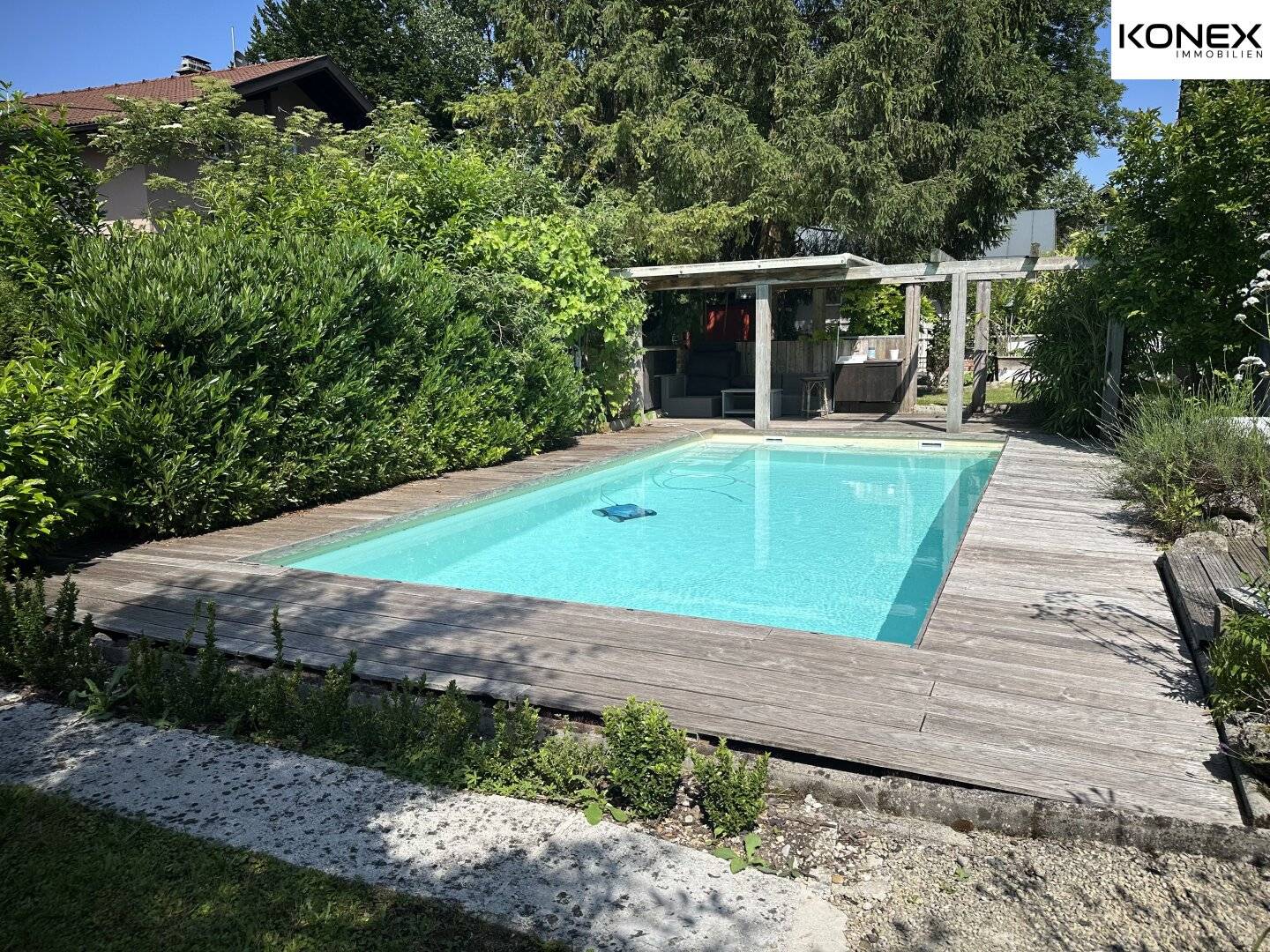 Stilvolles Einfamilienhaus mit Pool & Teich in begehrter Lage Salzburg-Moosstraße