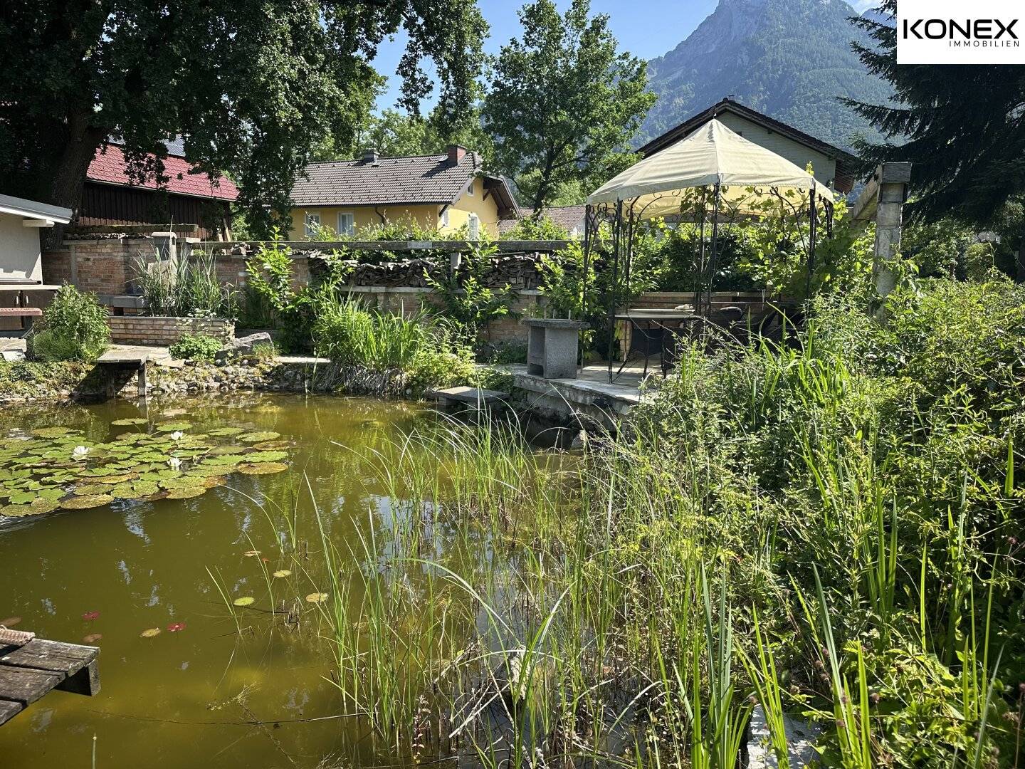 Stilvolles Einfamilienhaus mit Pool & Teich in begehrter Lage Salzburg-Moosstraße