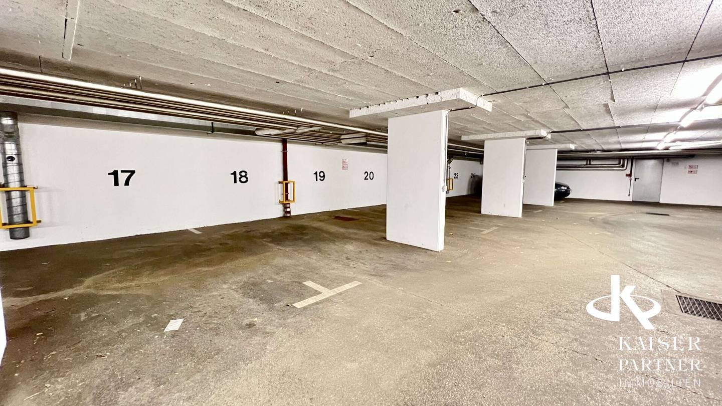 GARAGENSTELLPLATZ - NÄHE WESTBAHNHOF!