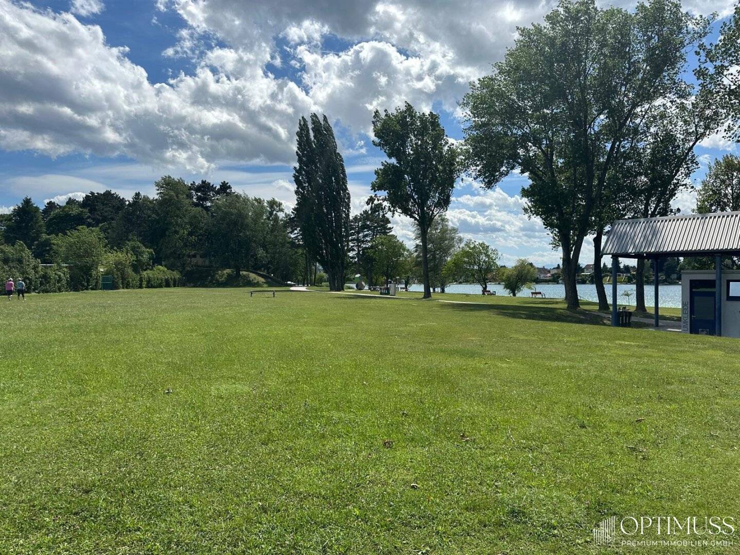 Feriendomizil in bevorzugter Lage am Neufelder See: schattiger Garten, Ruhe, privater Strandzugang