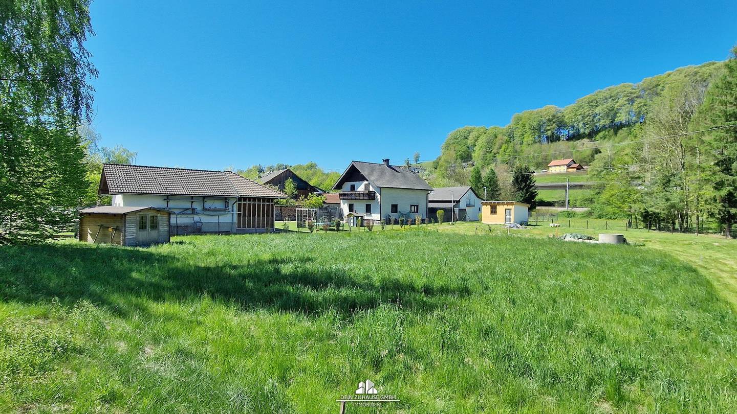 DEIN ZUHAUSE - Sonniger, leistbarer Baugrund mit idealer Anbindung