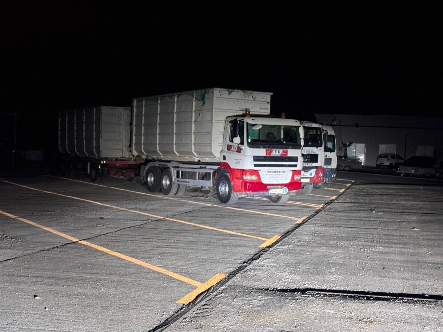 LKW Stellplatz zu vermieten PROVISIONSFREI!!!