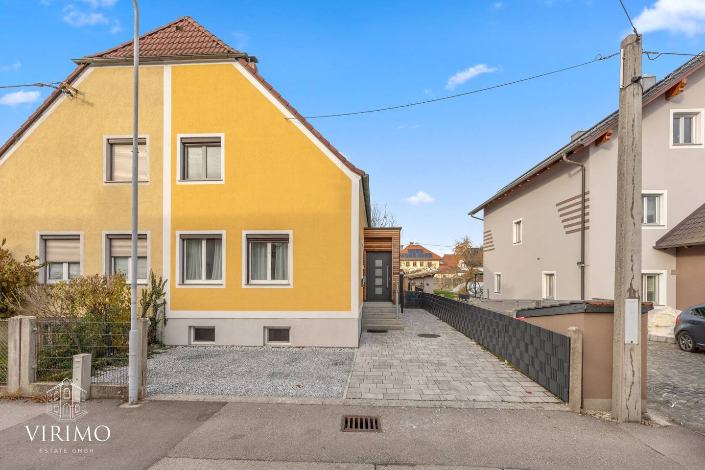 Generalsanierte Doppelhaushälfte mit Garten, Terrasse & zwei Parkplätzen in Leonding – aktuell vermietet