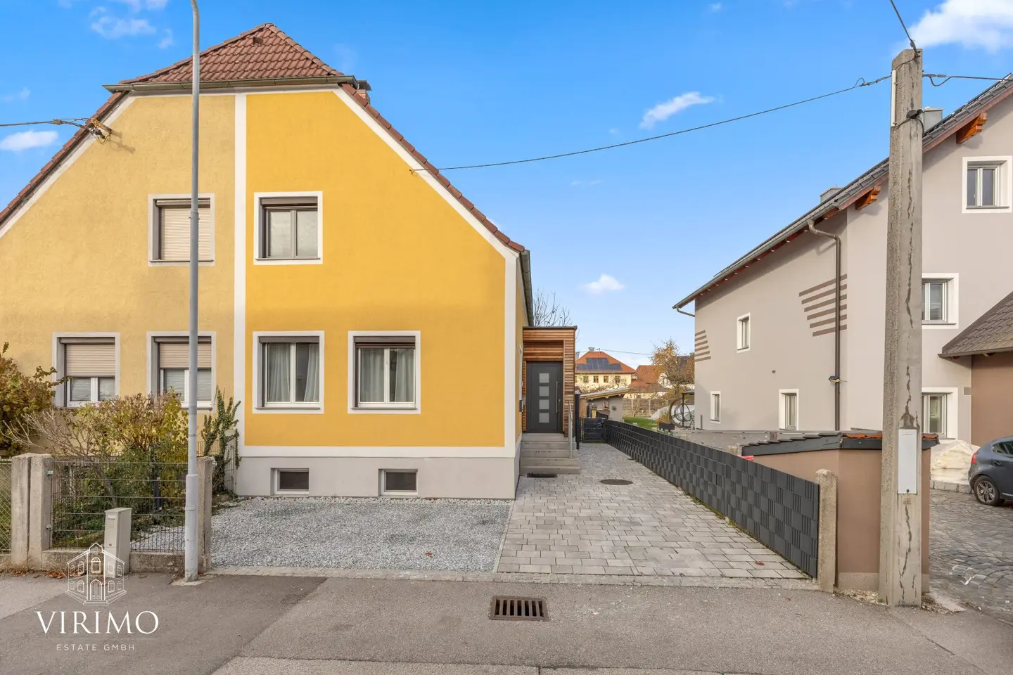 Generalsanierte Doppelhaushälfte mit Garten, Terrasse & zwei Parkplätzen in Leonding – aktuell vermietet