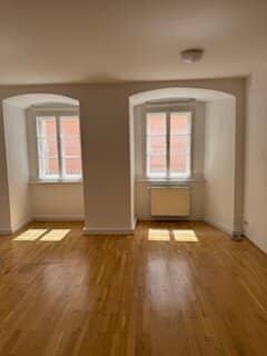 Charmante 2-Zimmer Altbauschönheit in Graz – gepflegt, mit Einbauküche und viel Licht!