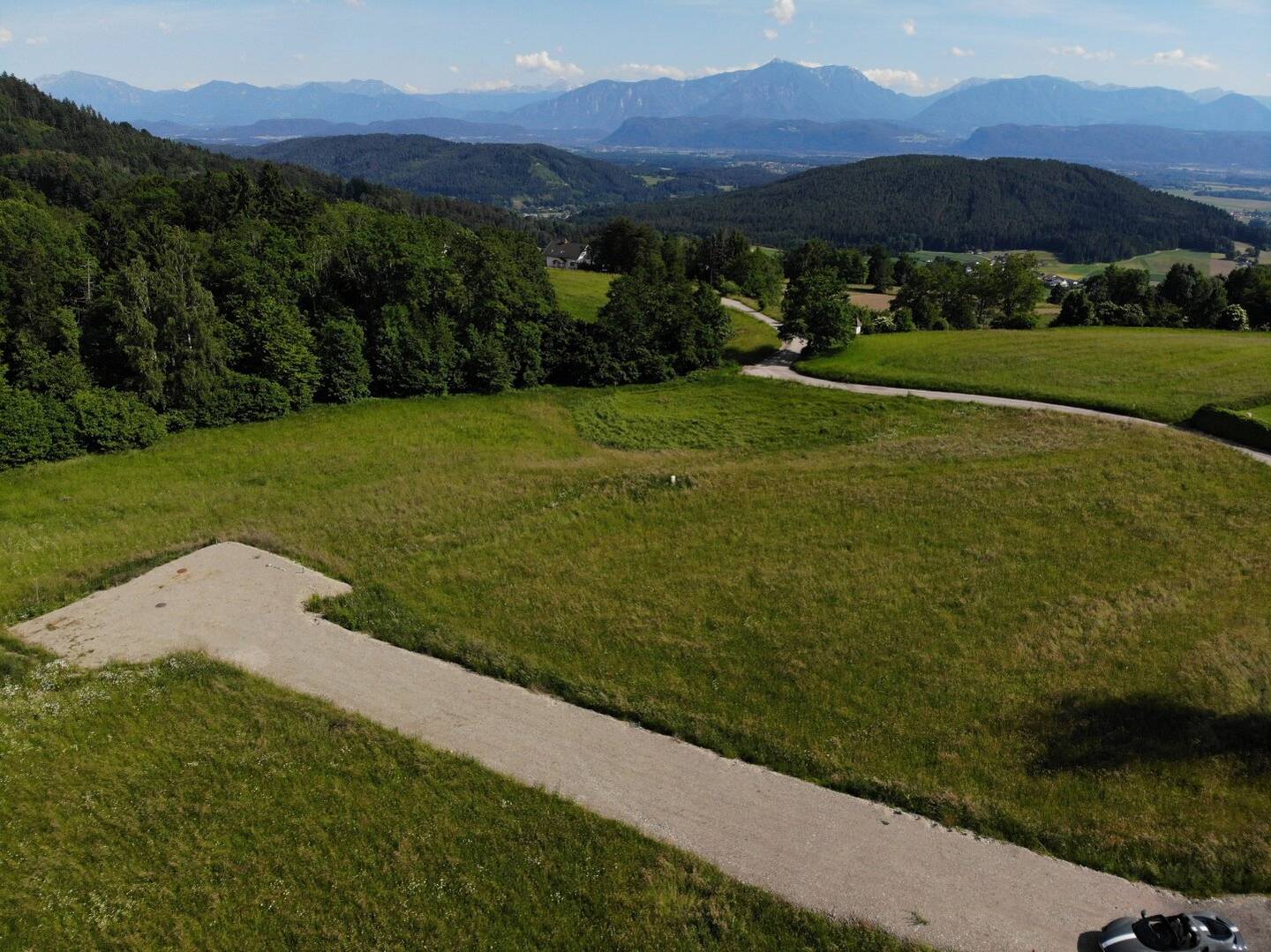 Fünf traumhafte, vollaufgeschlossene Grundstücke mit einem umwerfenden Panoramablick in Latschach am Magdalensberg