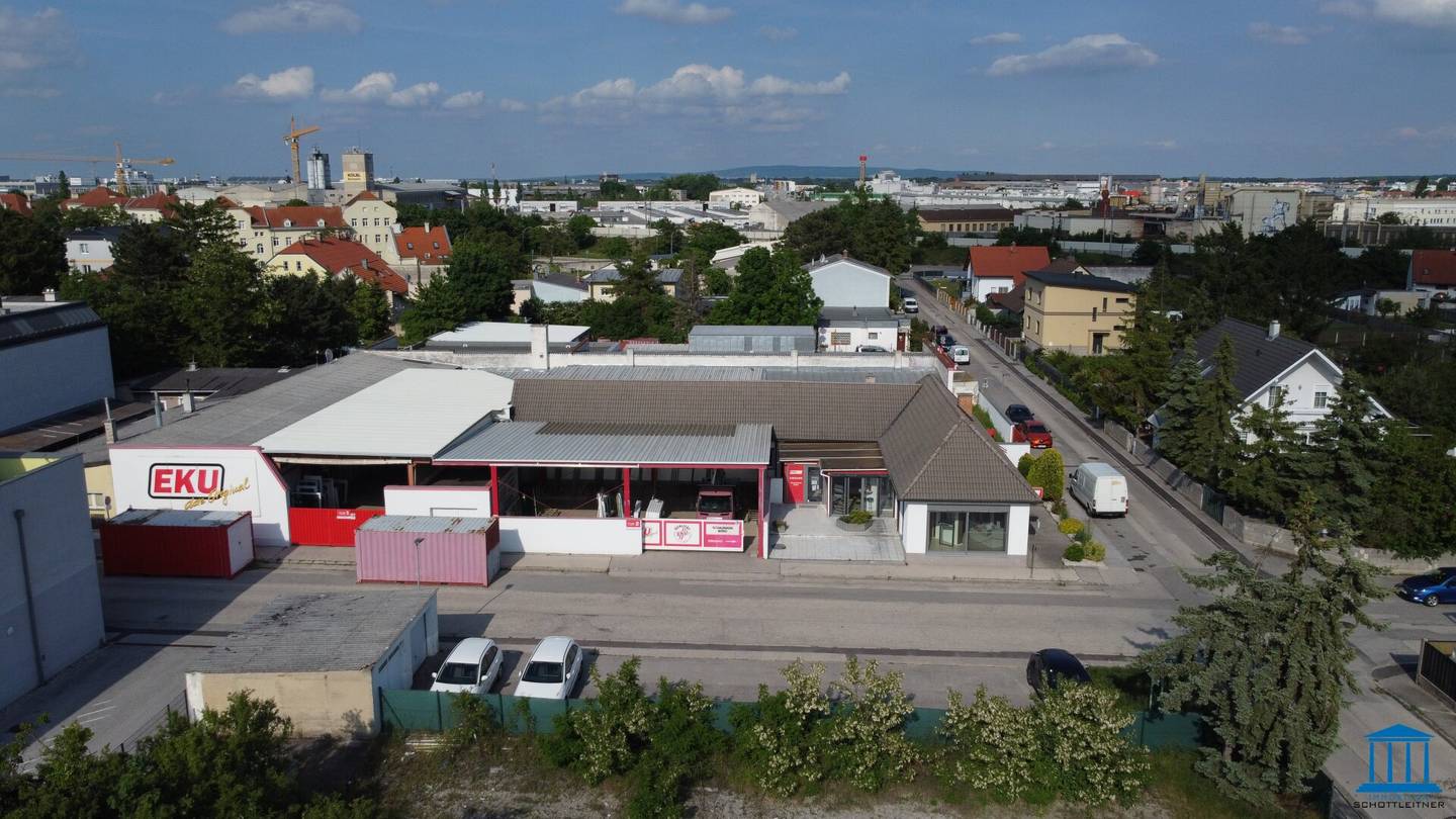 Betriebsobjekt / "Bauhof" mit Büro