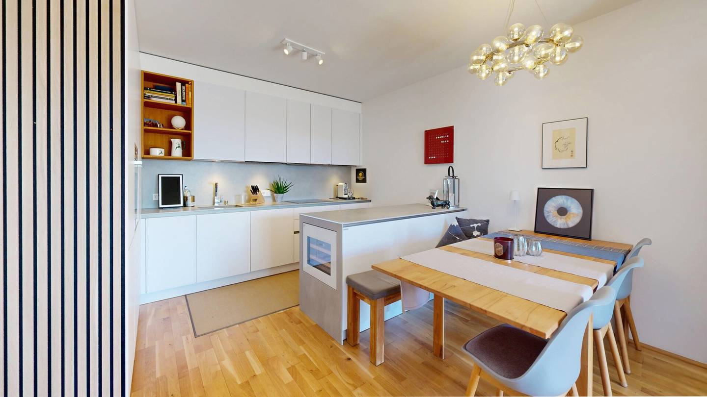 SOMMERAKTIONSPREIS! Ihre TRAUMIMMOBILIE mit 3 Zimmer + Balkon mit einem atemberaubenden Ausblick! WIENERBERG! Absolute Ruhelage!