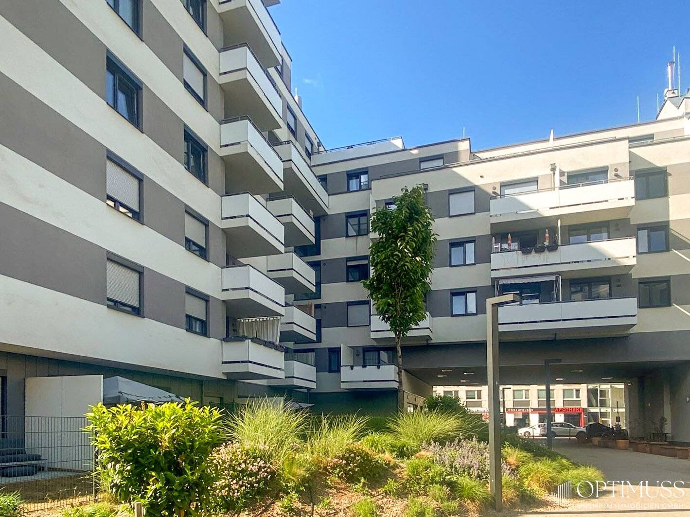 AM KIRSCHBLÜTENPARK WOHNEN !!! Moderne 3-Zimmer-Neubauwohnung mit 2 Balkonen und Garagenplatz zu verkaufen!
