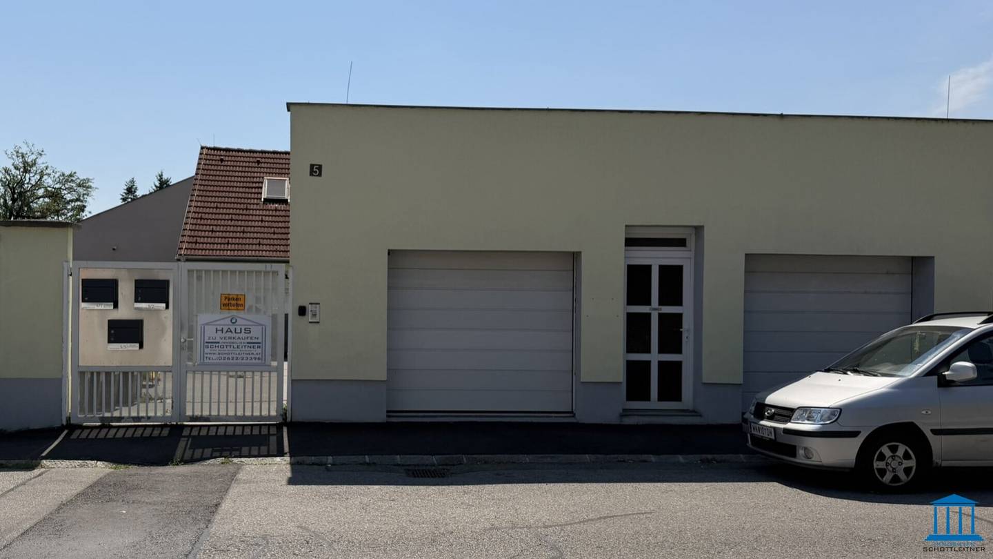 Infrastrukturell IDEAL gelegen - Mehrfamilienhaus mit FÜNF Wohneinheiten, Garten und Doppelgarage