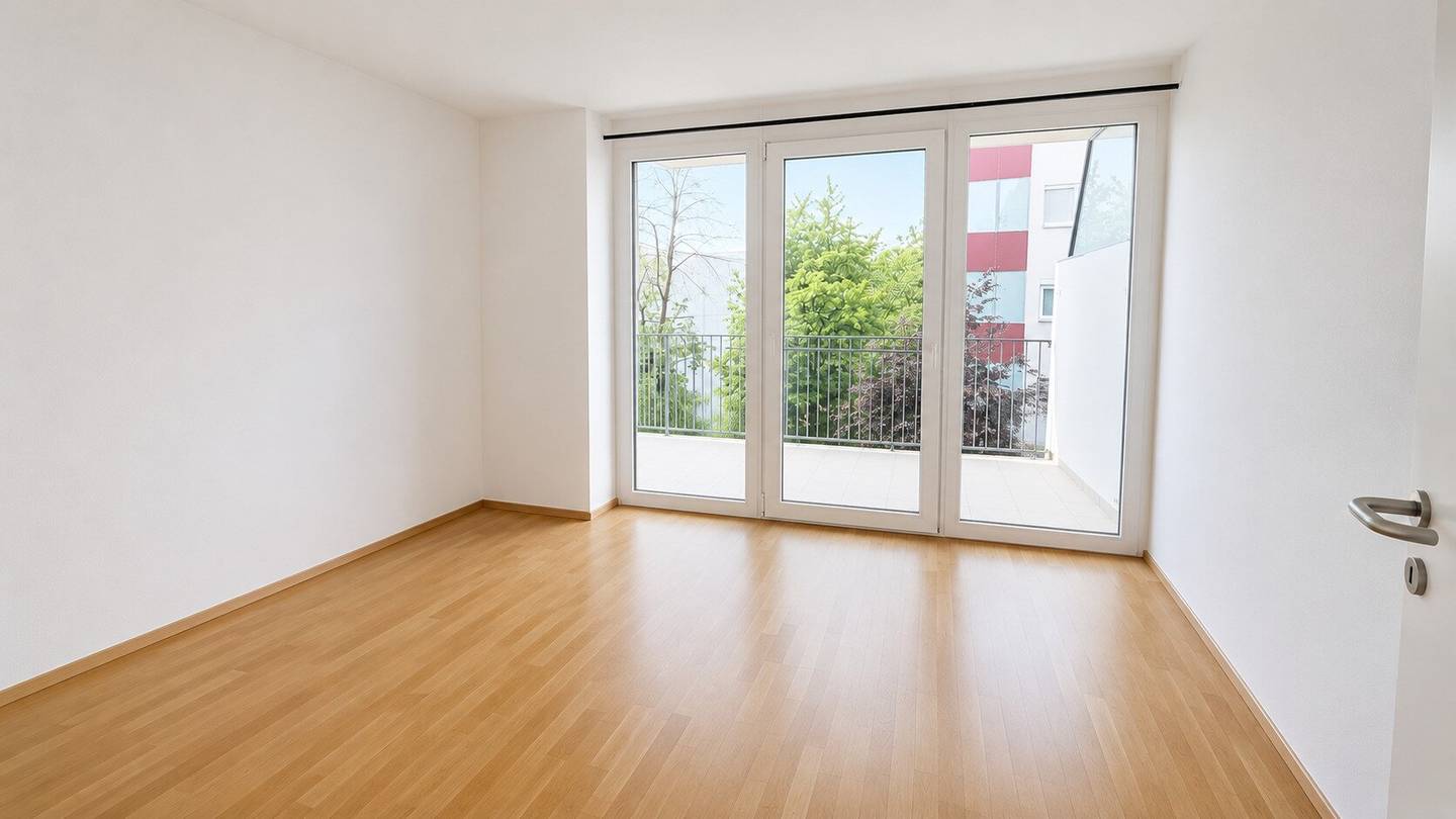 Helle 2-Zimmer-Wohnung mit Balkon, Parkplatz-möglich – auch ideal als WG