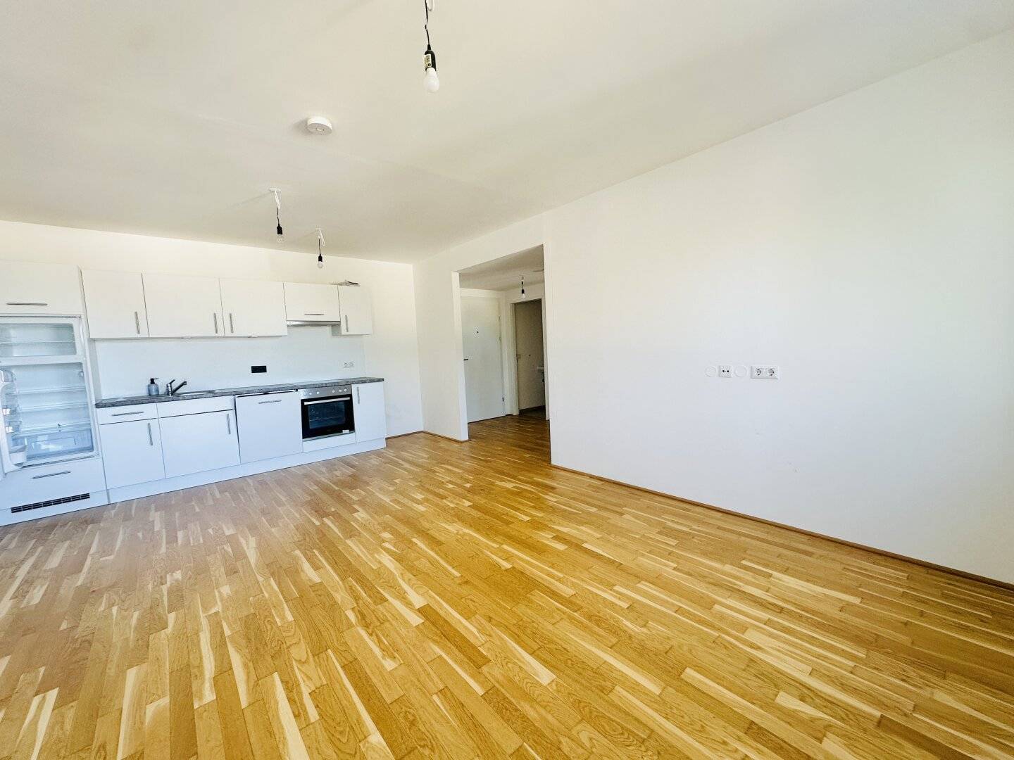 NACHMIETERSUCHE! Wohnen in Floridsdorf – 2-Zimmer-Wohnung - Nähe Shopping City Nord &amp; Klink Floridsdorf!!